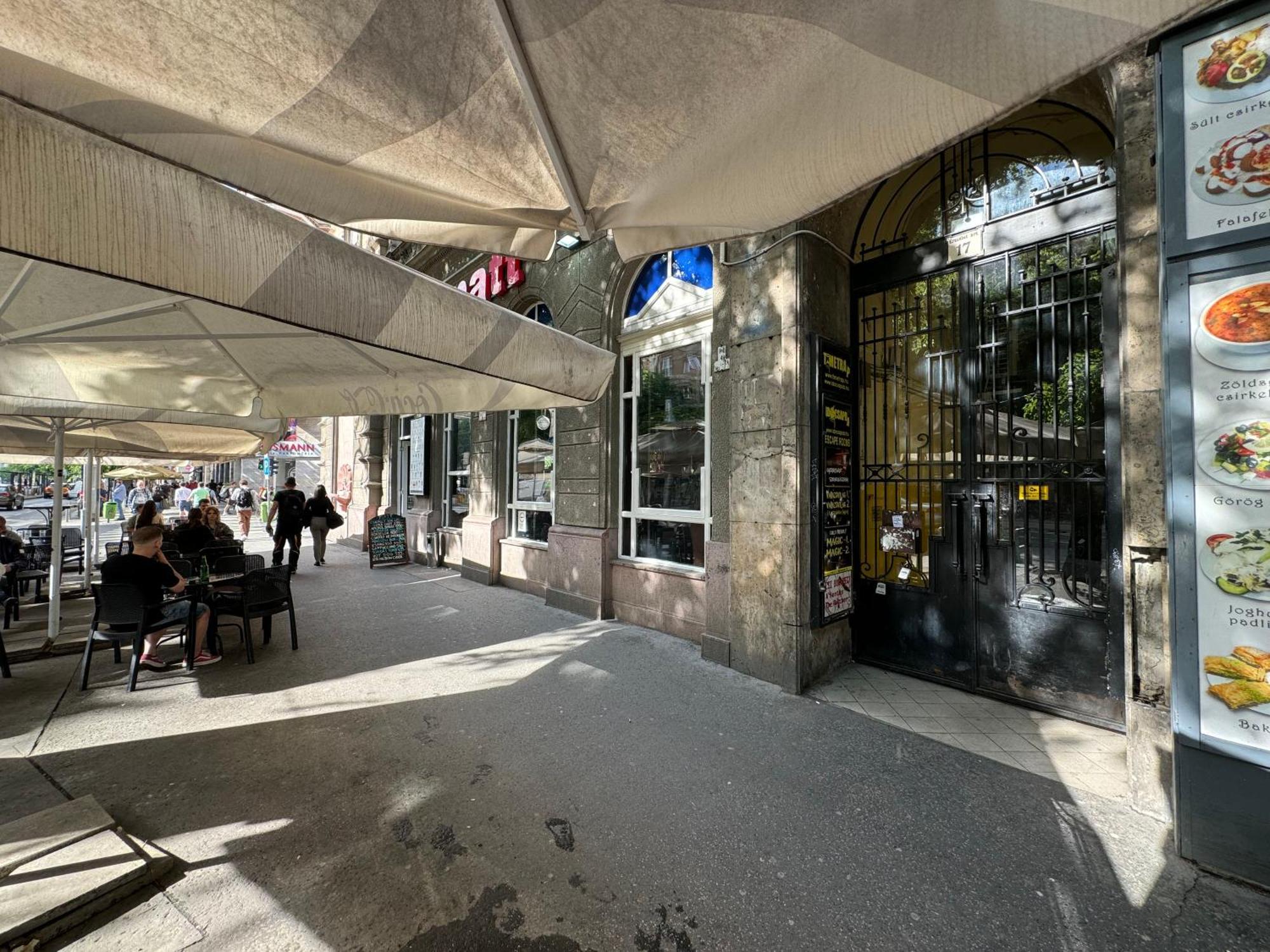 Luxurious Elizabeth St With Sauna Lejlighed